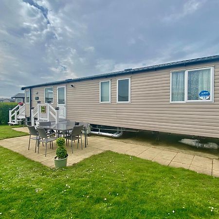 Caravan Church Farm Holiday Village Pagham Buitenkant foto