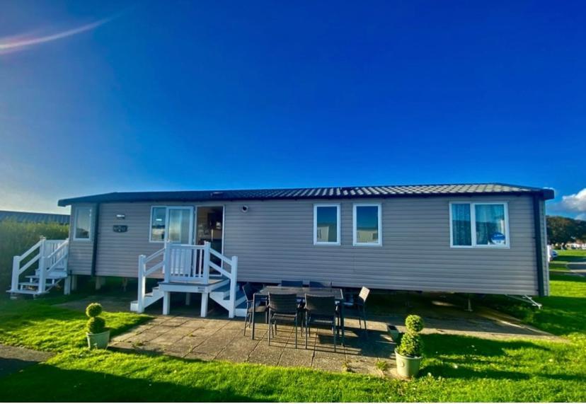 Caravan Church Farm Holiday Village Pagham Buitenkant foto